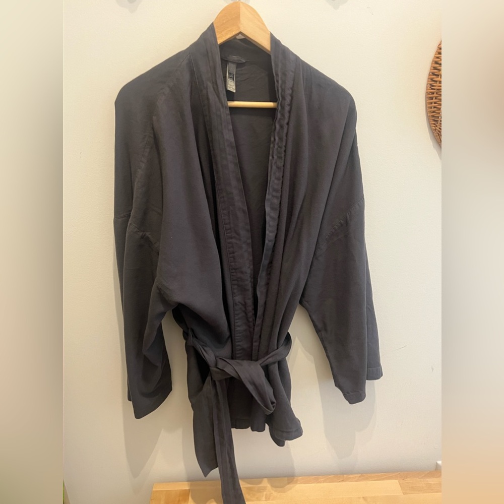Skims pajamas robe